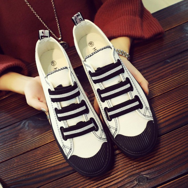 韓国スタイルのスリッポンキャンバスシューズ、ストリート系万能 - Street Fashion Vibes のレビューと価格